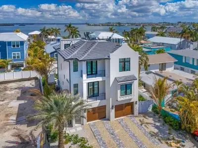 New construction Single-Family house 2209 Ave B, Bradenton Beach, FL 34217 - image