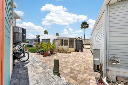 New construction Single-Family house 946 Nettles Blvd, Jensen Beach, FL 34957 - image