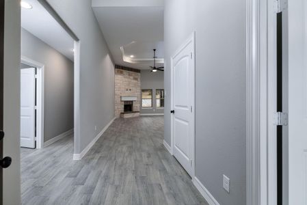 New construction Single-Family house 1737 E Lake Dr, Huntsville, TX 77340 - image 19