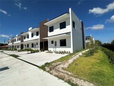 New construction Townhouse house 534 Northwest 7th Street, Unit 1, Florida City, FL 33034 - photo 68 68