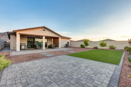 New construction Single-Family house 3044 W Monte Wy, Laveen, AZ 85339 - image