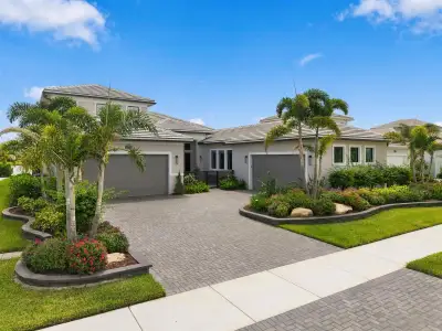 New construction Single-Family house 8549 Sw Felicita Wy, Port St. Lucie, FL 34987 - image