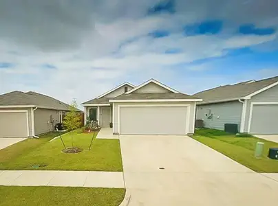 New construction Single-Family house 1625 Cattle Drive Ln, Crandall, TX 75114 - image