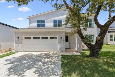 New construction Single-Family house 7632 Trailridge Drive, Fort Worth, TX 76179 - photo 2 2