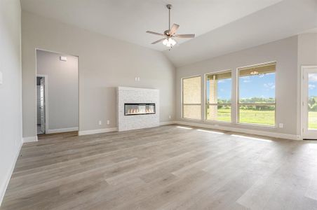 New construction Single-Family house 640 Wales Ct, Waxahachie, TX 75167 null- photo 7 7