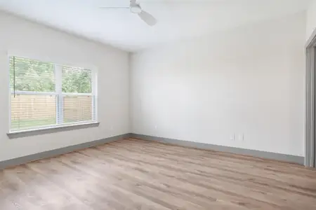 New construction Single-Family house 9909 Dipping Woods St, Houston, TX 77076 - image 17