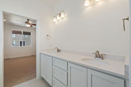 New construction Single-Family house 3632 N Buchanan Ct, Aurora, CO 80019 plan Franklin - image