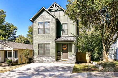 New construction Single-Family house 1613 N Mcdowell Street, Charlotte, NC 28205 - photo 1 1