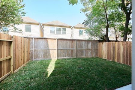 New construction Single-Family house 5320 Kiam Street, Houston, TX 77007 - photo 31 31