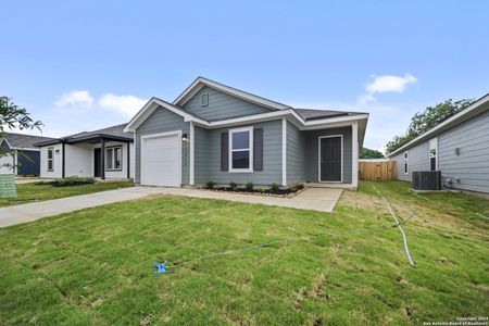 New construction Single-Family house 13823 Sleeping Fawn, San Antonio, TX 78253 - photo 0