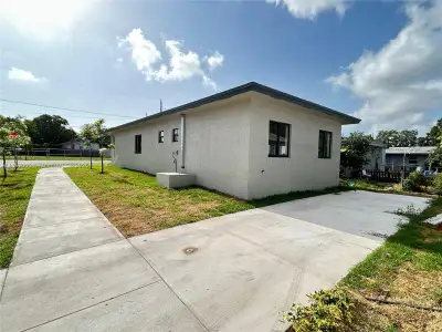New construction Single-Family house Miami, FL 33147 - image