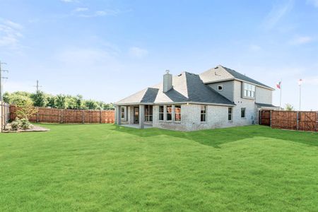 New construction Single-Family house 5641 Rutherford Dr, Midlothian, TX 76065 Carolina IV- photo 38 38