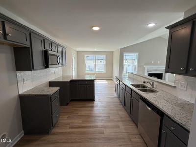 New construction Single-Family house 247 Mahogany Way, Four Oaks, NC 27524 - photo 7 7