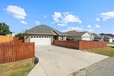 New construction Single-Family house 2819 Steepleridge Cir, Granbury, TX 76048 - image