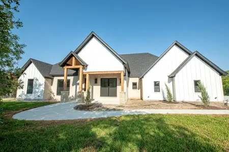 New construction Single-Family house Weatherford, TX 76087 - image