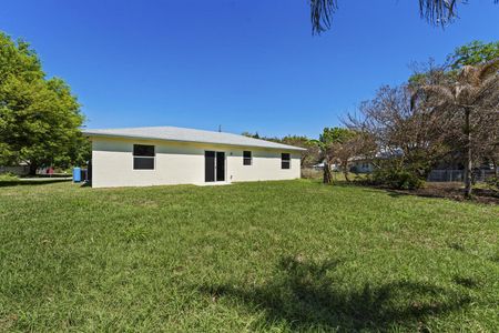 New construction Single-Family house 7705 Sebastian Rd, Fort Pierce, FL 34951 - image