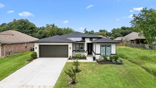 New construction Single-Family house 12018 Brightwood Dr, Montgomery, TX 77356 - image