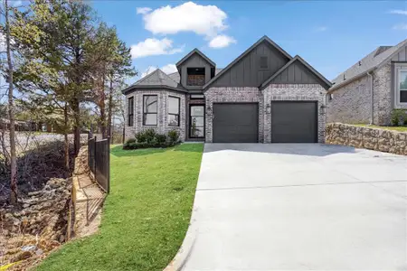 New construction Single-Family house 9 Greenway Bnd, Pottsboro, TX 75076 - image
