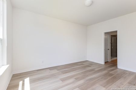 New construction Single-Family house 118 Mission Lake Rd, Boerne, TX 78006 null- photo 10 10