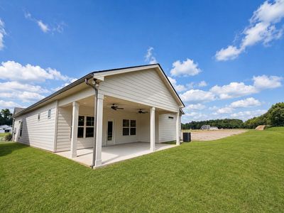 New construction Single-Family house 5735 Shoreline Dr, Rockvale, TN 37153 plan 1705 Elevation DEF - image 4
