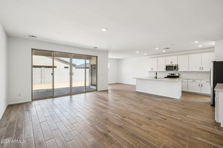 Sol at Amarillo Creek by Ashton Woods in Maricopa - image 10