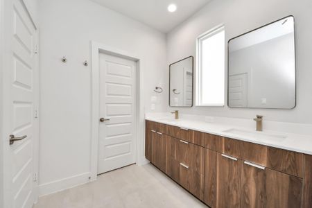 New construction Single-Family house 13402 Sombrero Cay Dr, Houston, TX 77047 - image 10