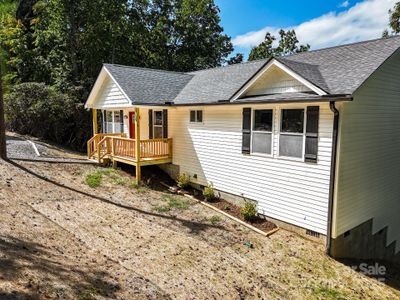 New construction Single-Family house 124 Erwin Hill Dr, Etowah, NC 28729 - image