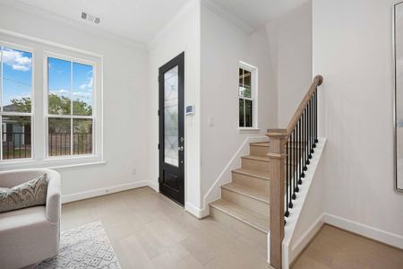 New construction Single-Family house 1307 Beachton St, Houston, TX 77007 - image 8
