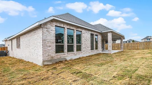 New construction Single-Family house 340 Allegheny Way, Kyle, TX 78640 Design 2850W- photo 3 3