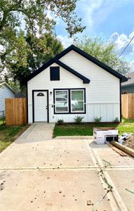 New construction Single-Family house 16737 E Hammon St, Montgomery, TX 77316 - image