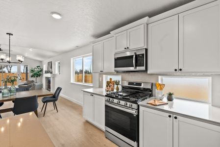 New construction Single-Family house 4092 Sw Obsidian Pl, Redmond, OR 97756 plan Charity - image 12