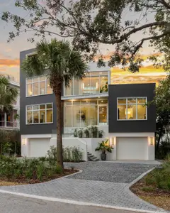 New construction Single-Family house 304 Carolina Blvd, Isle Of Palms, SC 29451 - image