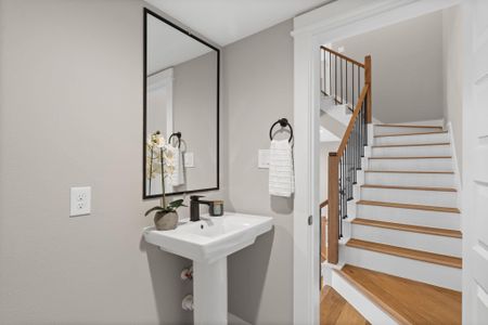 New construction Single-Family house 1177 W 19Th St, Houston, TX 77008 - image 18