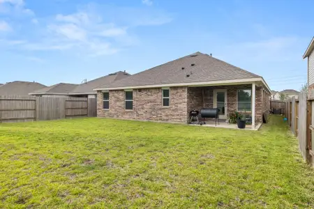 New construction Single-Family house 31515 Silverthorne Bush Dr, Hockley, TX 77447 - image