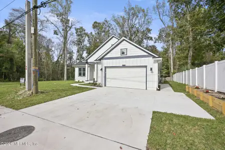 New construction Single-Family house 4435 Julington Creek Rd, Jacksonville, FL 32258 - image