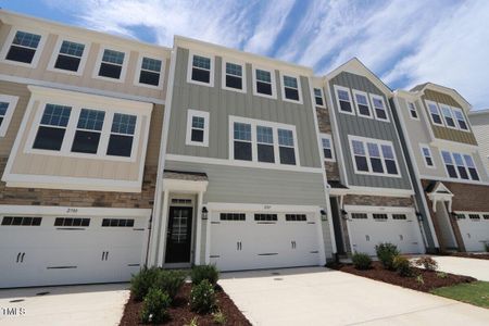 New construction Townhouse house 2707 Hunter Woods Dr, Unit #559, Apex, NC 27502 - image