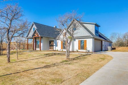 New construction Single-Family house 200 Sarra Ln, Poolville, TX 76487 null- photo 4 4