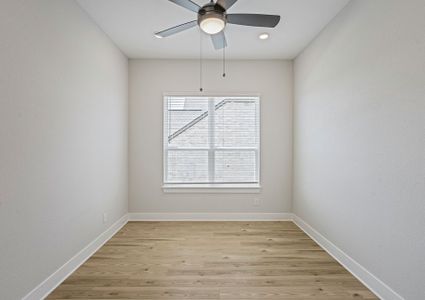 New construction Single-Family house 355 Lawrence Dr, Castroville, TX 78009 plan Princeton - image 16