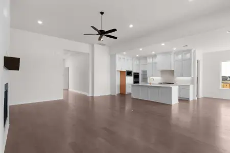 New construction Single-Family house 144 Agua Dulce, Bastrop, TX 78602 plan Savannah - image