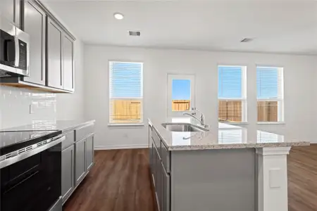 Villages at Westpointe by Hart Homes in Dayton - image 8