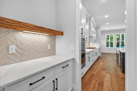 New construction Single-Family house 122 Sanderway Dr, Chapel Hill, NC 27516 null- photo 5 5