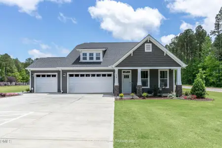 New construction Single-Family house 252 Bluestone Dr, Lillington, NC 27546 - image