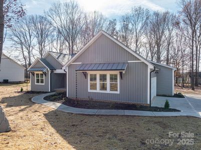 New construction Single-Family house 1928 Friendly Ln, Newton, NC 28658 - image