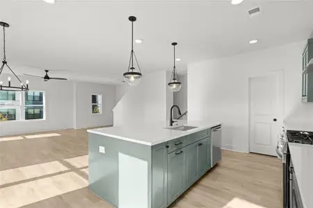 New construction Single-Family house 369 King'S Lndg, Hapeville, GA 30354 - image 6