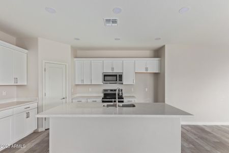 New construction  house 13508 S Silent Rd, Arizona City, AZ 85123 null- photo 5 5