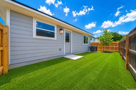 New construction Single-Family house 240 W Martindale St, Seguin, TX 78155 - image 17