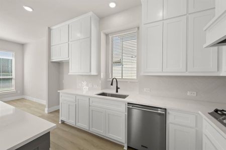 New construction Single-Family house 2306 Flock Dr, Mansfield, TX 76063 plan Harvard EW 2F w/Media - image