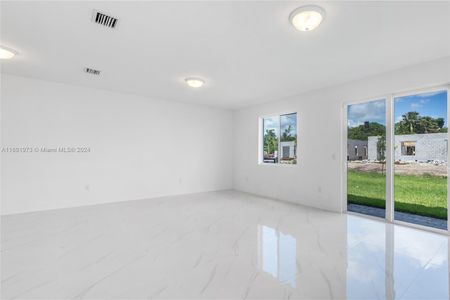 New construction Townhouse house 22561 Sw 125 Ave, Unit B, Miami, FL 33170 - photo 6 6