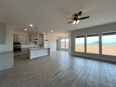 New construction Single-Family house 105 Howling Ct, Godley, TX 76044 Concept 2464- photo 10 10