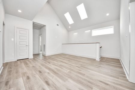 New construction Single-Family house 4023 Boho Ln, Houston, TX 77045 - image 13